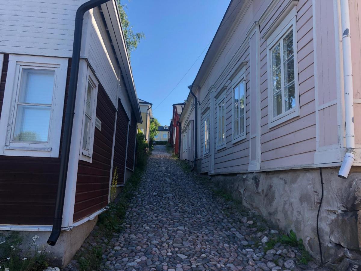 Stationmaster'S Studio Apartment Porvoo Exterior photo