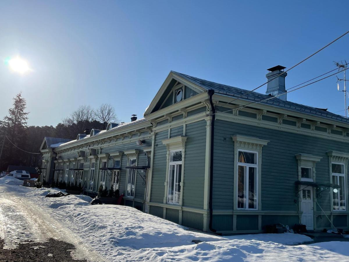 Stationmaster'S Studio Apartment Porvoo Exterior photo